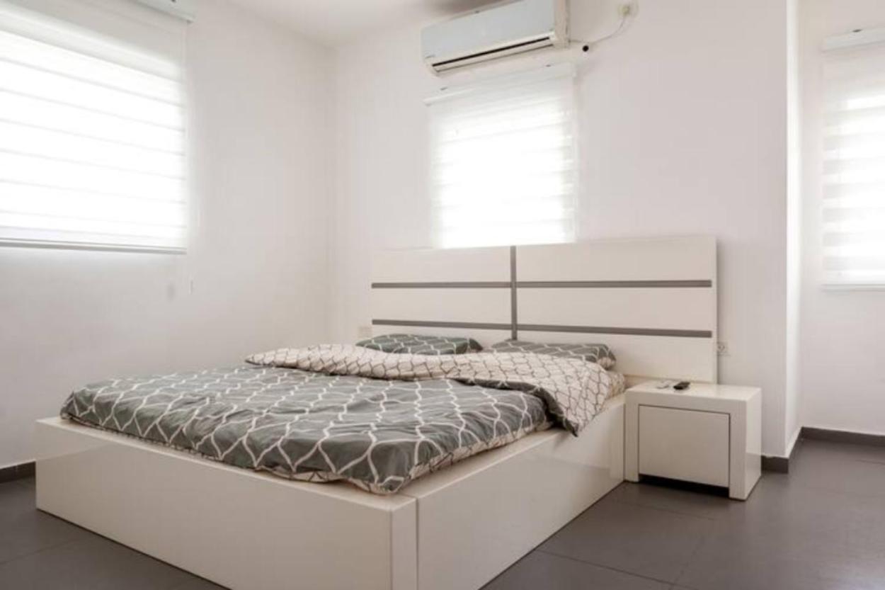 Oַ&O Group-Amazing Apt Bat-Yam 3 Min Walk To Beach Bat Yam Buitenkant foto