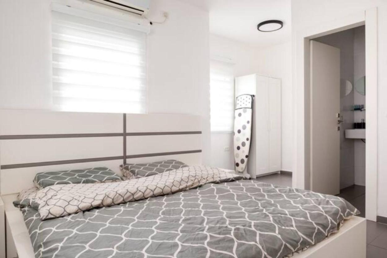 Oַ&O Group-Amazing Apt Bat-Yam 3 Min Walk To Beach Bat Yam Buitenkant foto